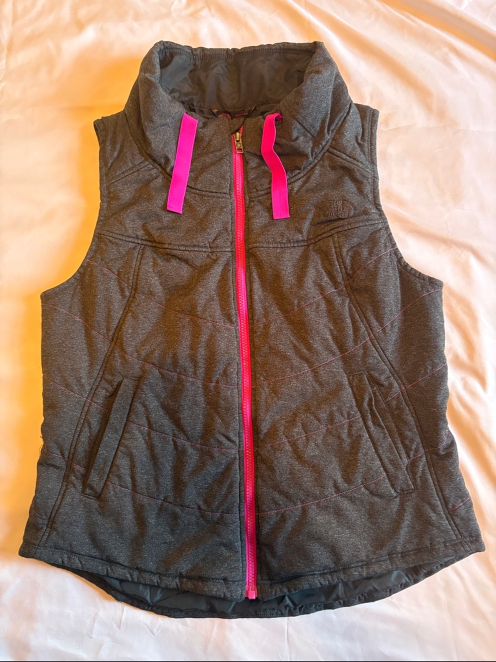 The North Face Women’s Lightweight Puffer Sleeveless Vest